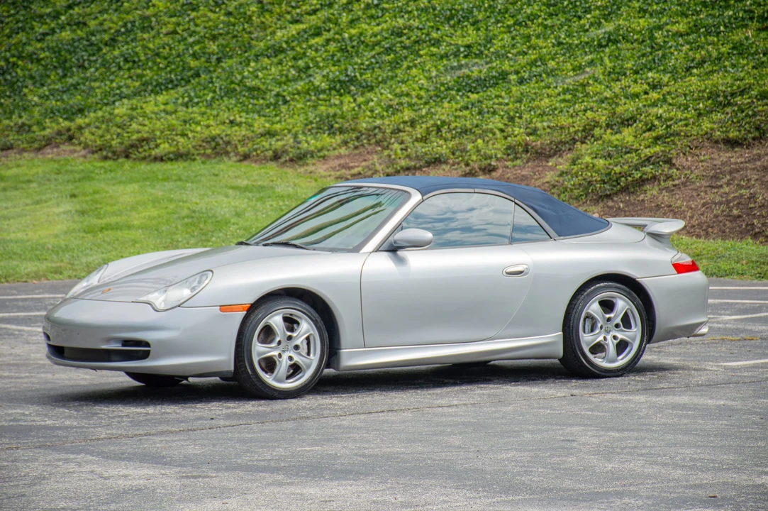 2003 Porsche 996 Carrera 4 - Image 6 of 31