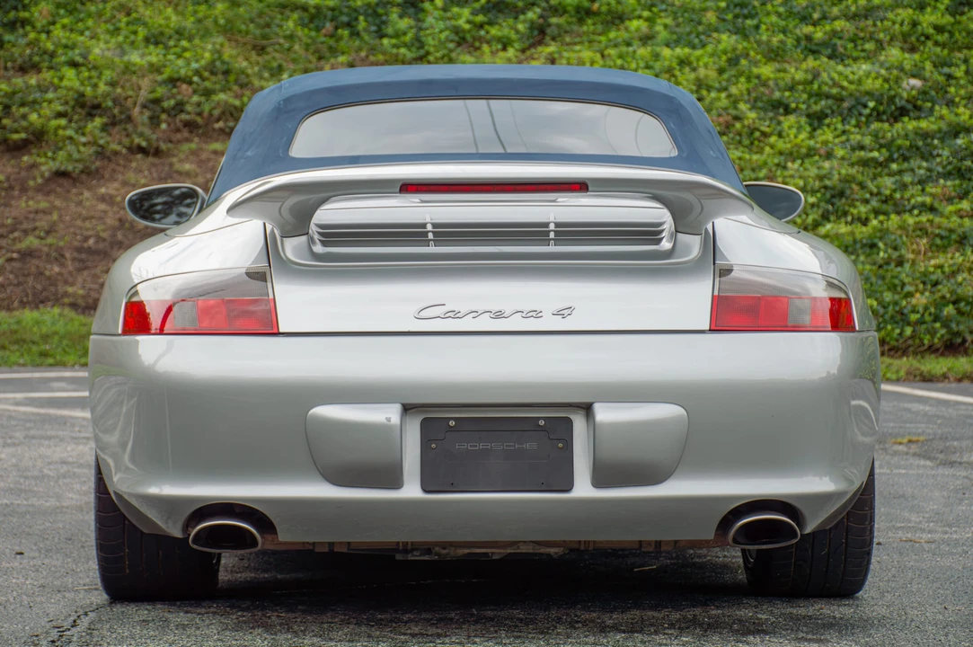 2003 Porsche 996 Carrera 4 - Image 8 of 31