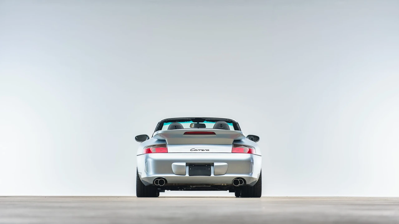 2003 Porsche 996 Carrera - Image 10 of 31