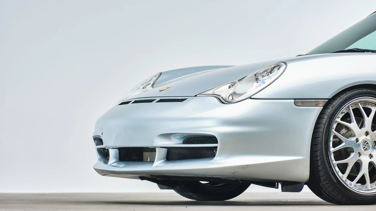 2003 Porsche 996 Carrera - Image 18 of 31
