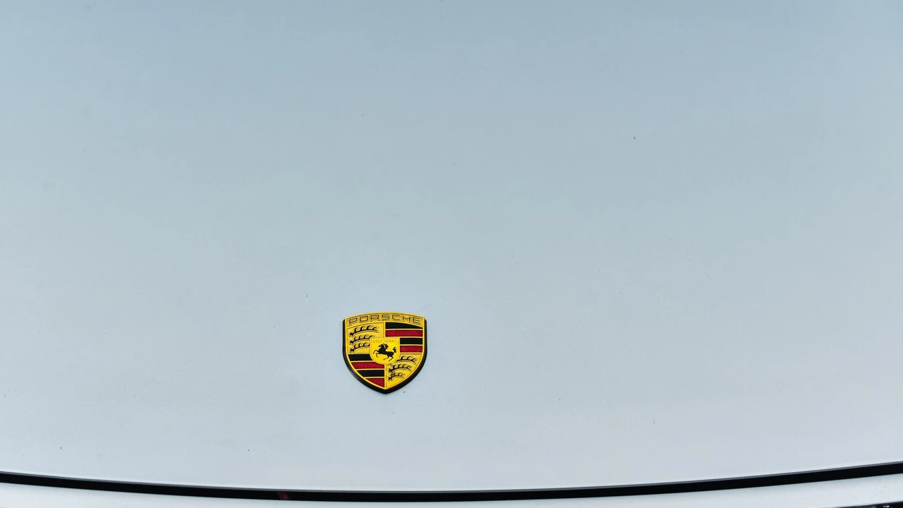 2003 Porsche 996 Carrera - Image 24 of 31