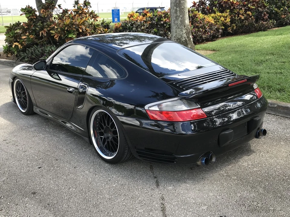 2003 Porsche 996 Turbo - Image 10 of 31