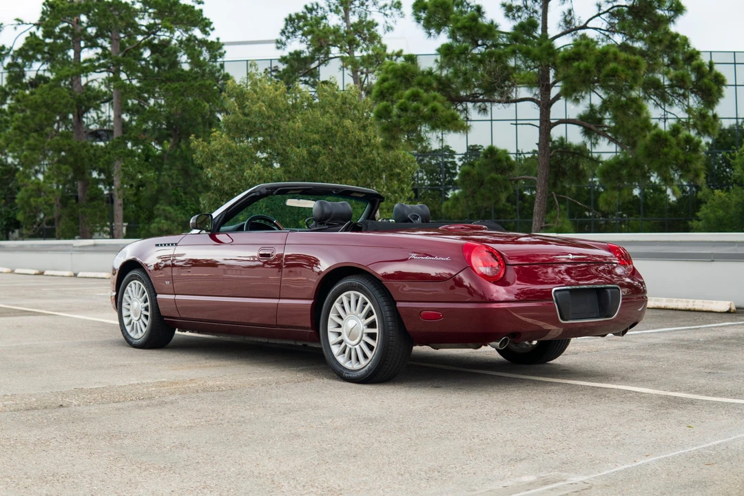2004 Ford Thunderbird 11th Gen - Image 14 of 31