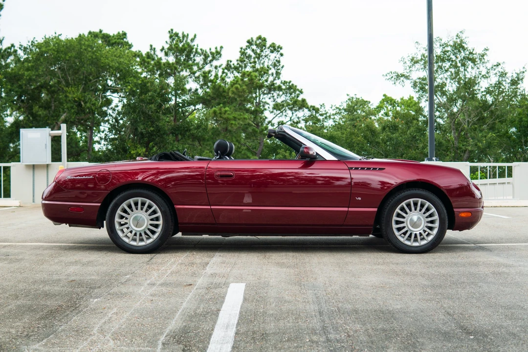 2004 Ford Thunderbird 11th Gen - Image 8 of 31
