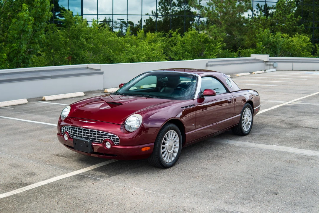 2004 Ford Thunderbird 11th Gen - Image 16 of 31