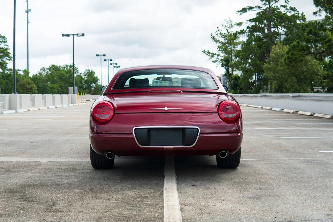 2004 Ford Thunderbird 11th Gen - Image 26 of 31