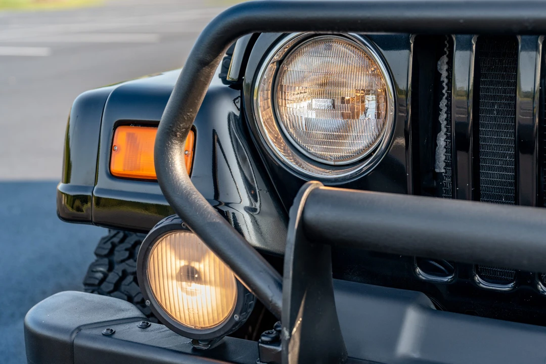 2004 Jeep TJ Wrangler - Image 19 of 31