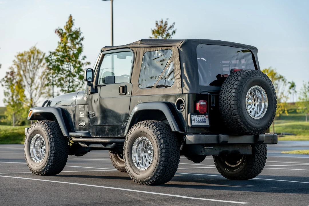 2004 Jeep TJ Wrangler - Image 14 of 31