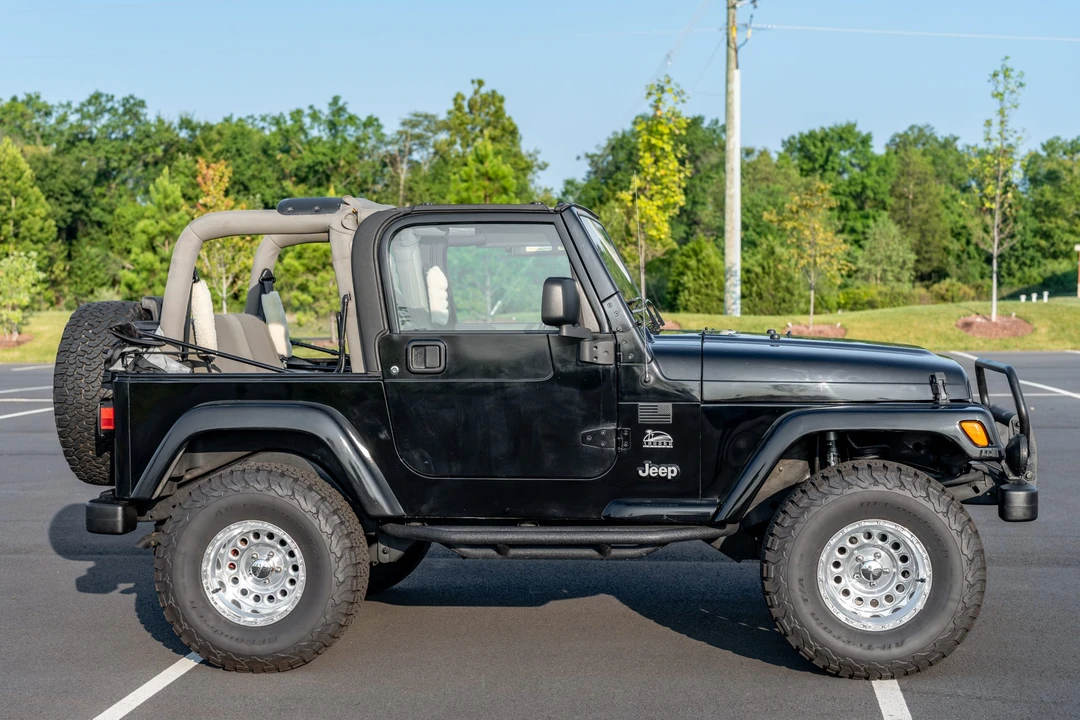2004 Jeep TJ Wrangler - Image 5 of 31