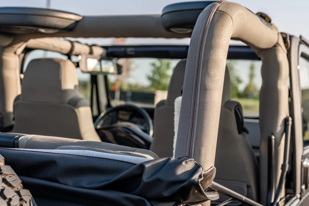 2004 Jeep TJ Wrangler - Image 29 of 31