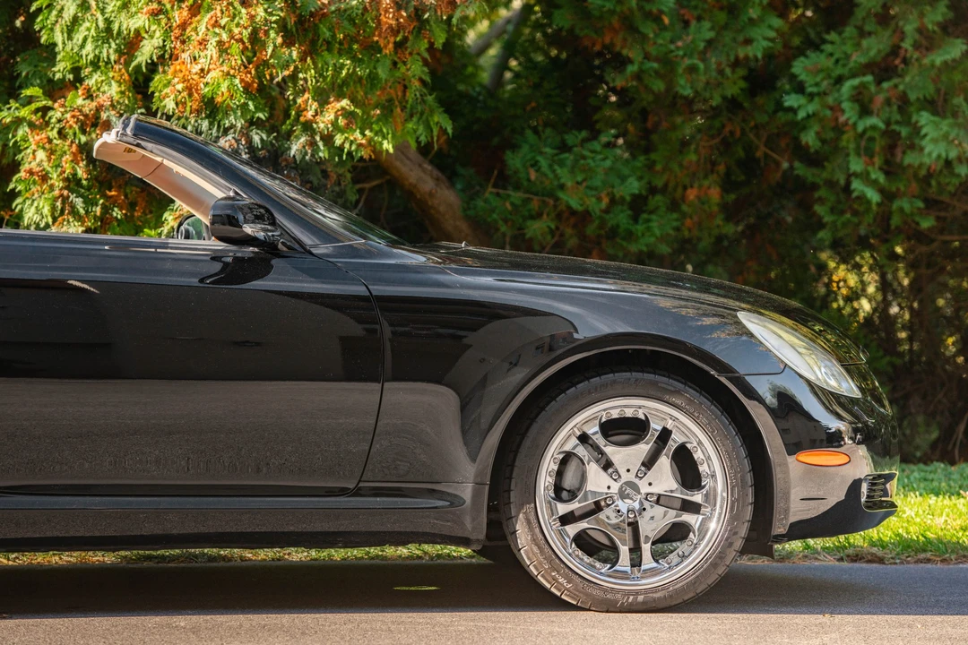 2004 Lexus SC430 - Image 16 of 31