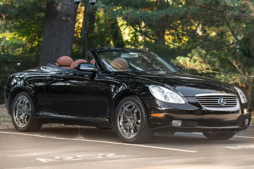 2004 Lexus SC430 - Image 3 of 31