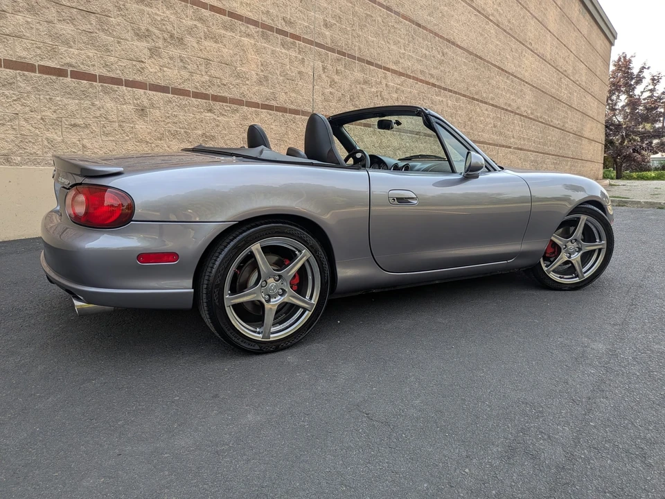 2004 Mazda NB Mazdaspeed MX-5 Miata - Image 9 of 31