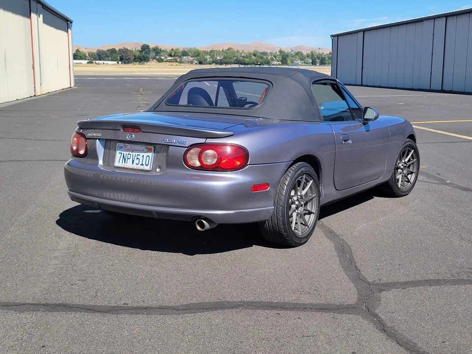 2004 Mazda NB Mazdaspeed MX-5 Miata - Image 9 of 31