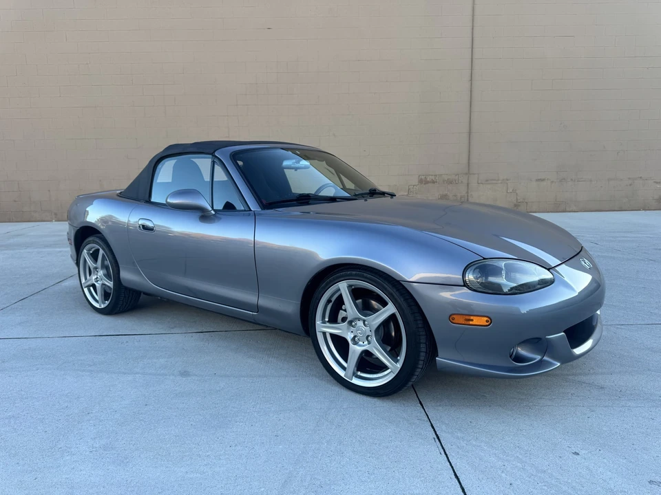 2004 Mazda NB Mazdaspeed MX-5 Miata - Image 2 of 31