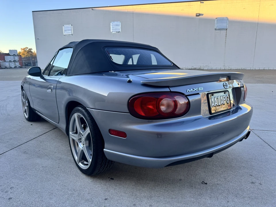 2004 Mazda NB Mazdaspeed MX-5 Miata - Image 10 of 31