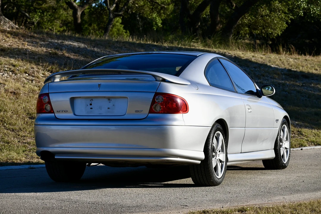 2004 Pontiac GTO 4th Gen - Image 10 of 31