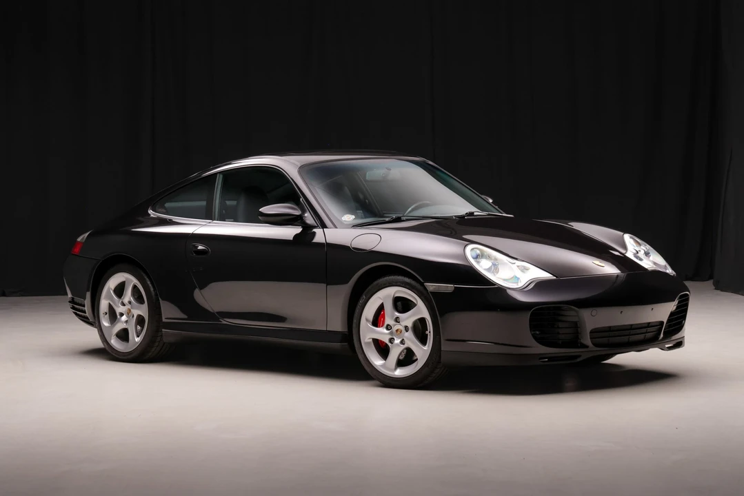 2004 Porsche 996 Carrera 4S - Image 12 of 31