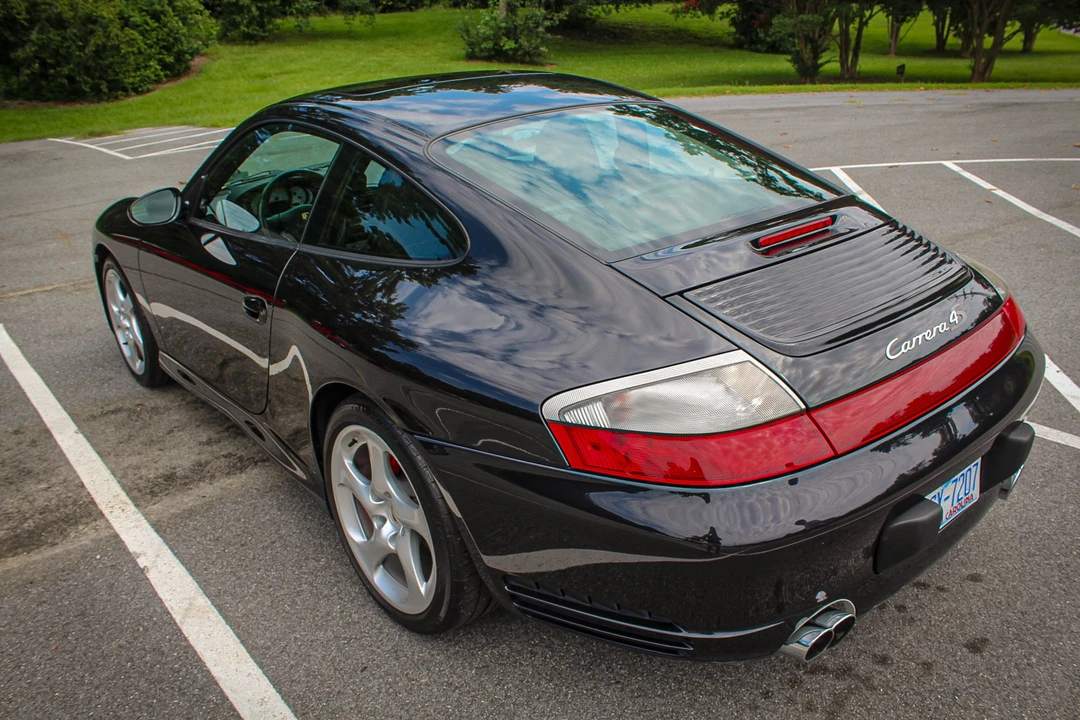 2004 Porsche 996 Carrera 4S - Image 12 of 31