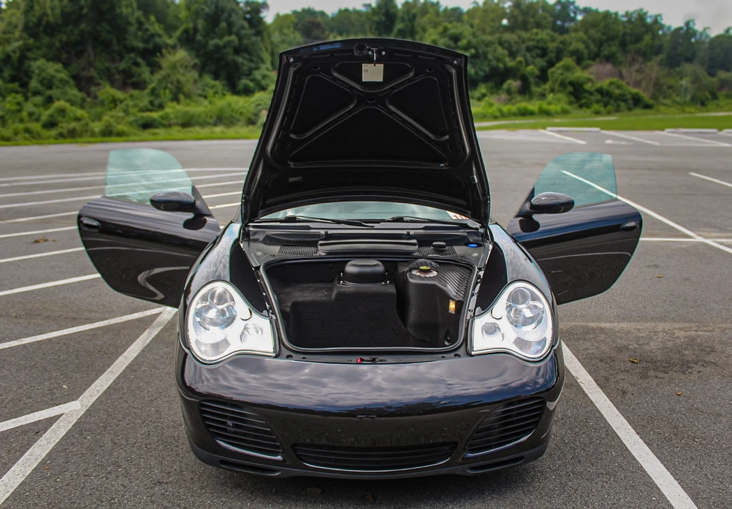 2004 Porsche 996 Carrera 4S - Image 16 of 31