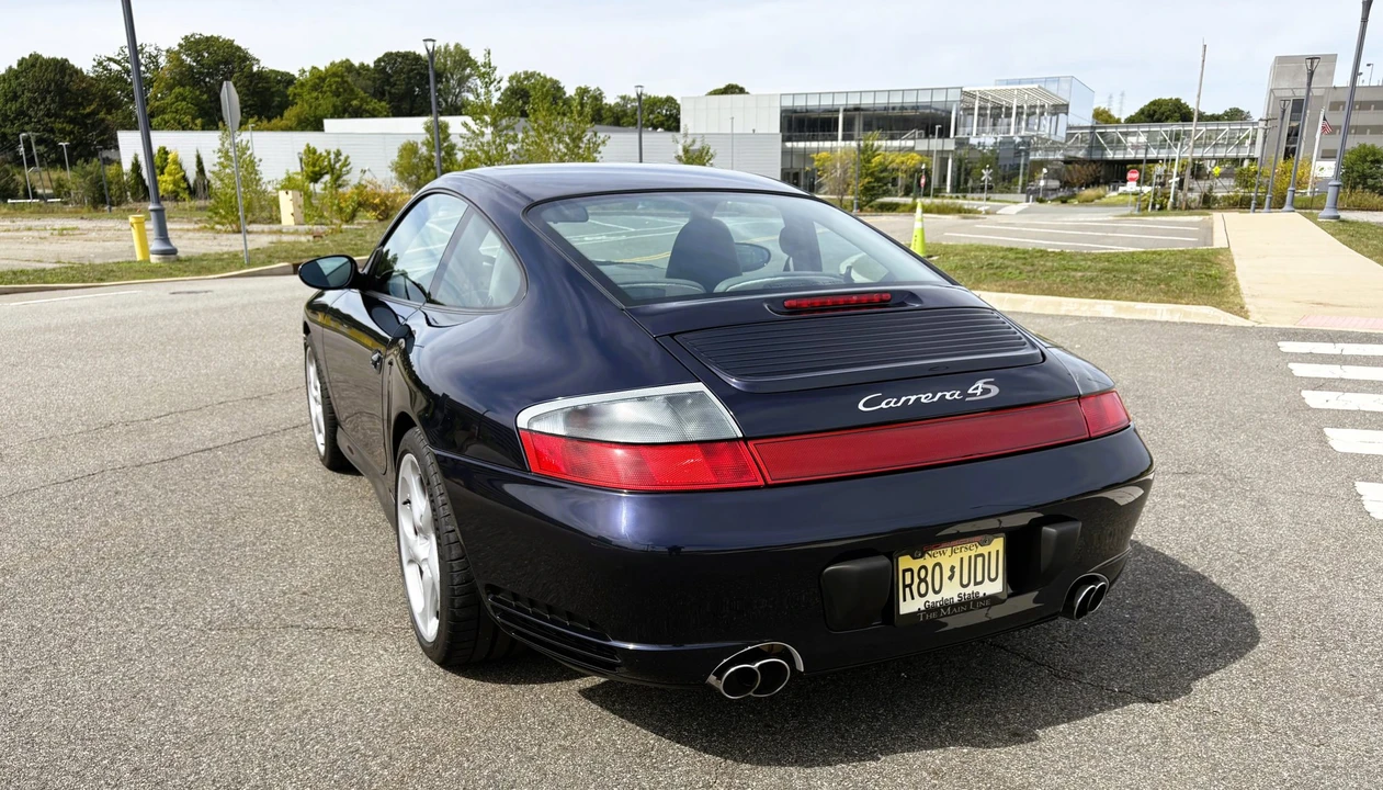 2004 Porsche 996 Carrera 4S - Image 26 of 31