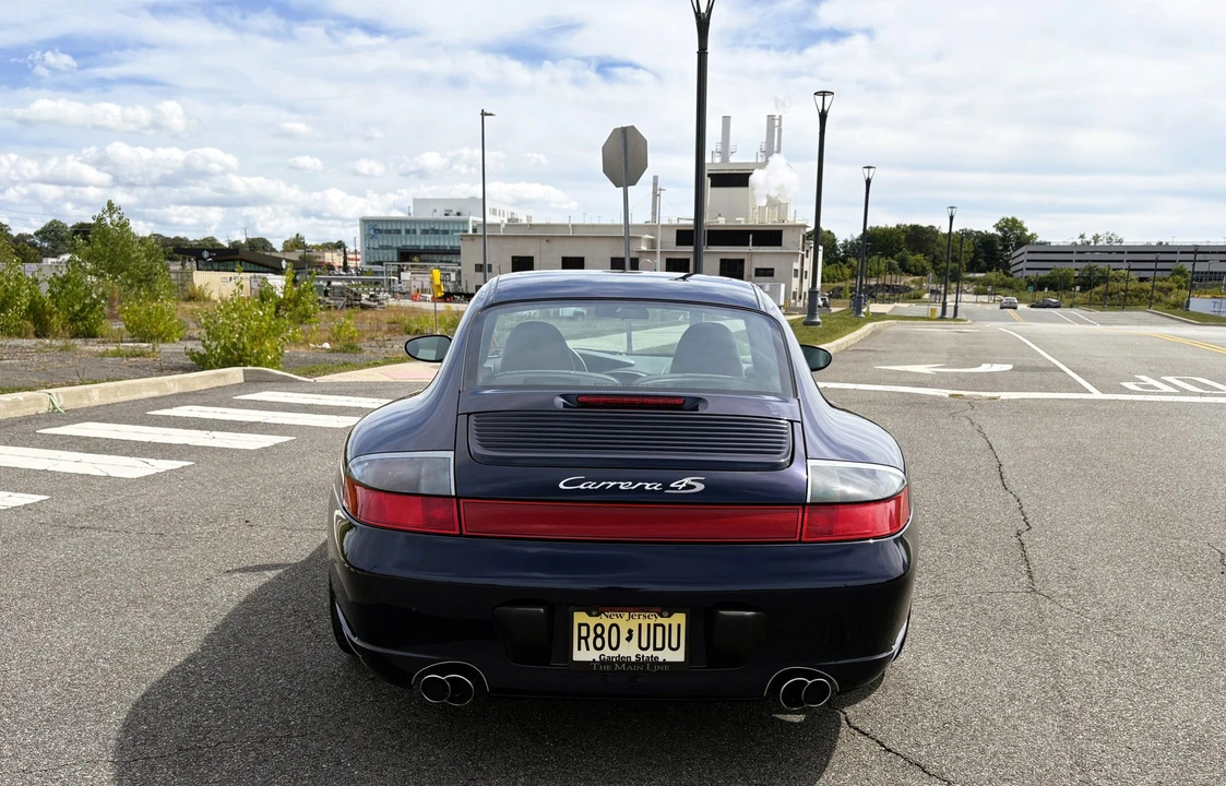 2004 Porsche 996 Carrera 4S - Image 22 of 31