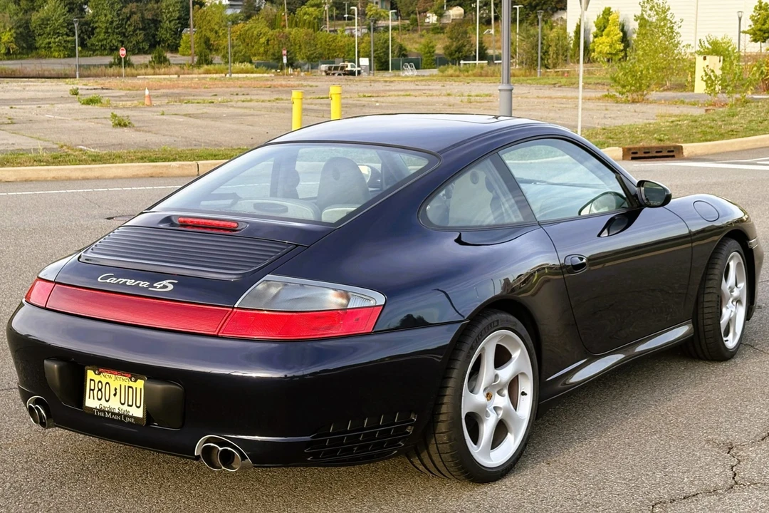 2004 Porsche 996 Carrera 4S - Image 17 of 31