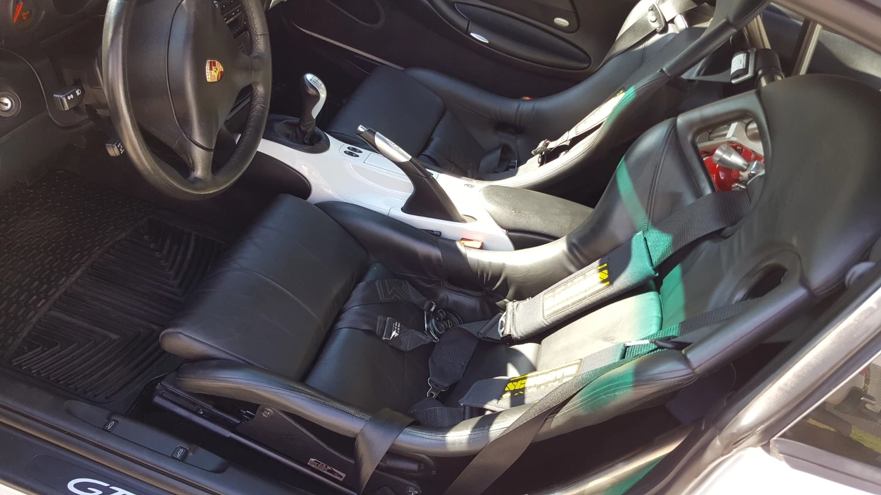 2004 Porsche 996 GT3 - Image 19 of 31