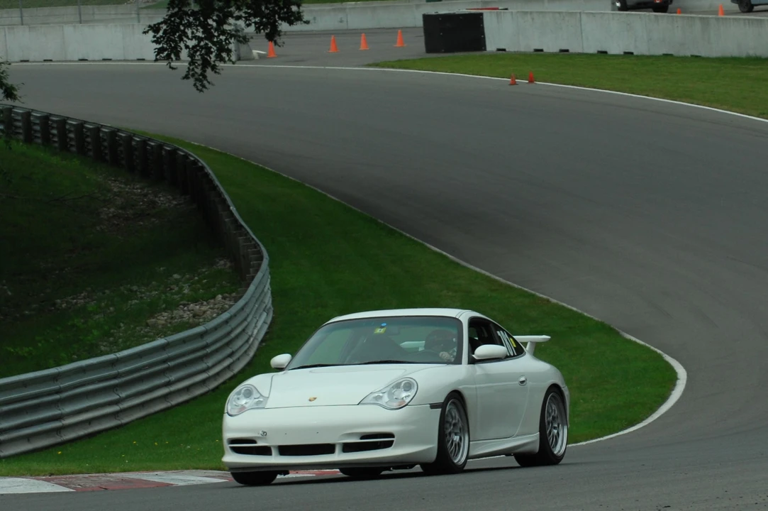 2004 Porsche 996 GT3 - Image 17 of 31