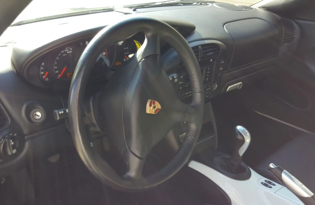 2004 Porsche 996 GT3 - Image 21 of 31