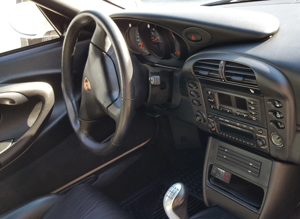 2004 Porsche 996 GT3 - Image 22 of 31