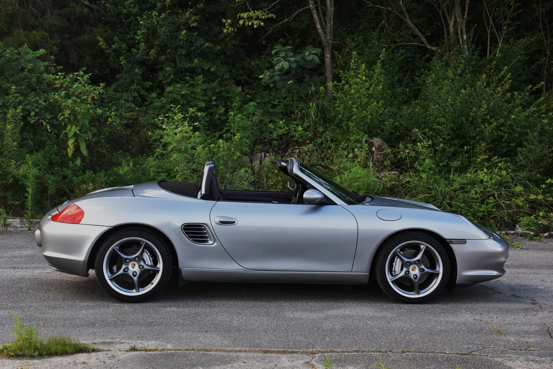 2004 Porsche 986 Boxster S - Image 14 of 31