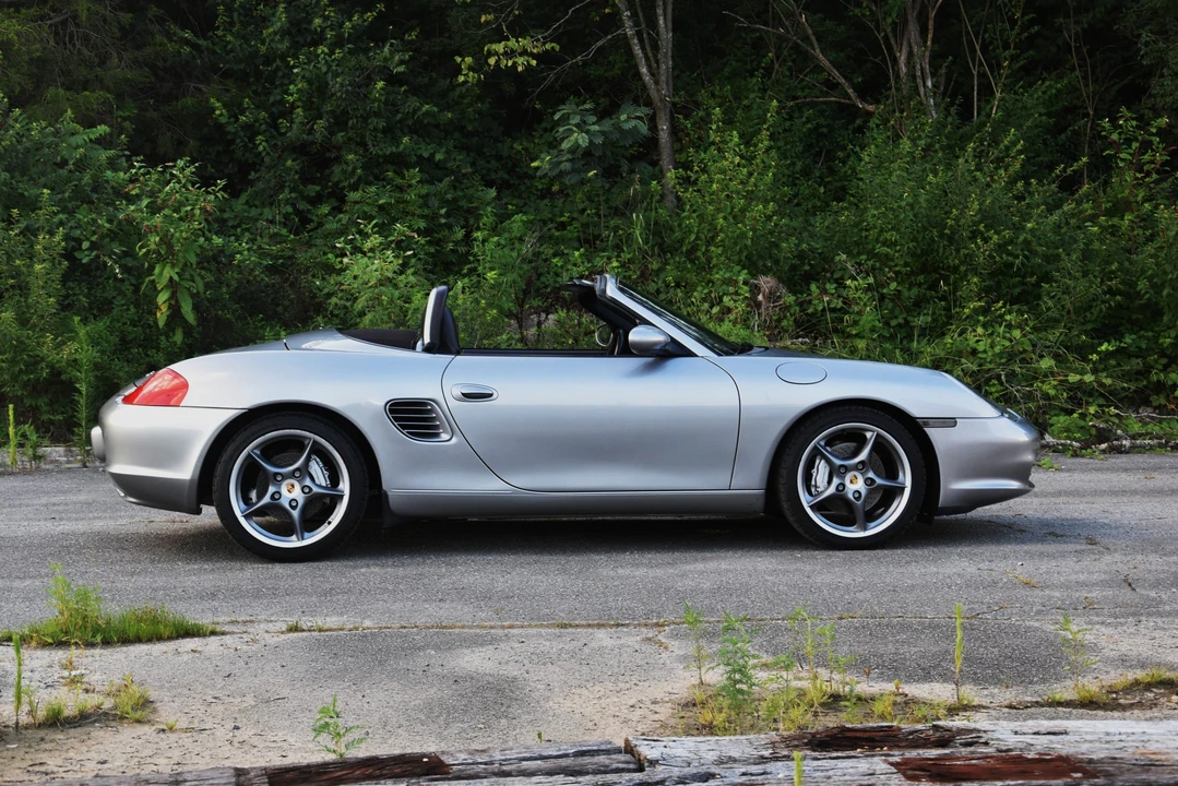 2004 Porsche 986 Boxster S - Image 13 of 31
