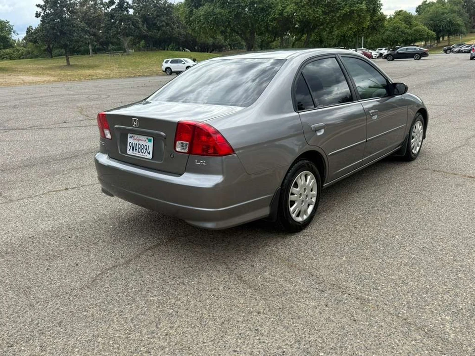 2005 Honda Civic 7th Gen - Image 10 of 31