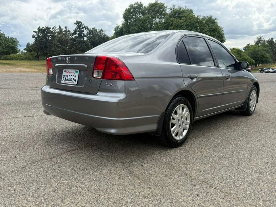 2005 Honda Civic 7th Gen - Image 12 of 31