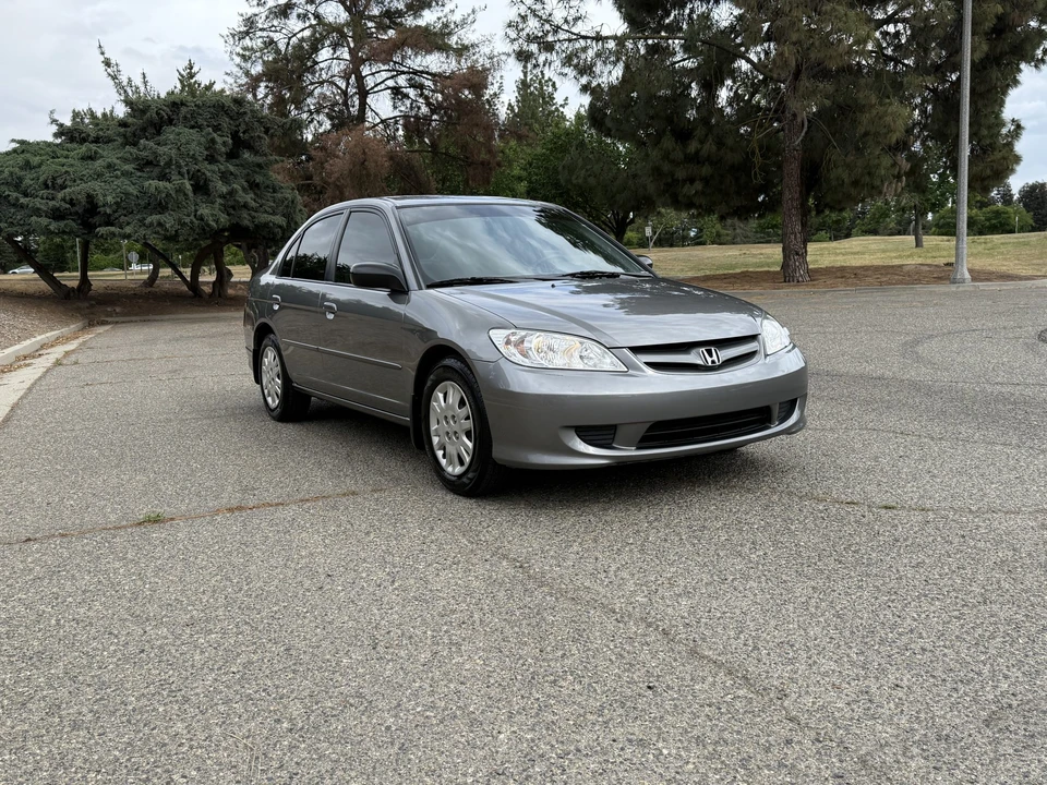 2005 Honda Civic 7th Gen - Image 8 of 31