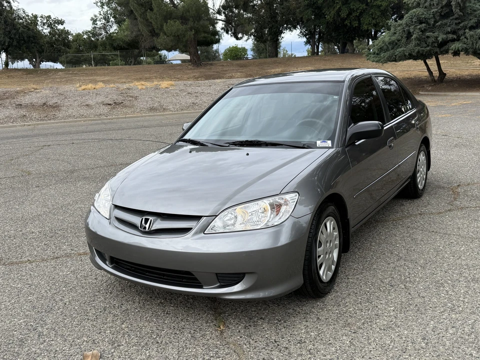 2005 Honda Civic 7th Gen - Image 3 of 31