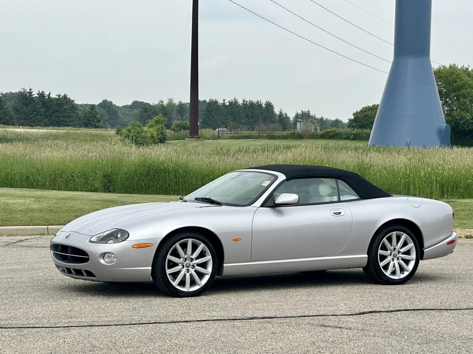 2005 Jaguar X100 XK8 - Image 18 of 31