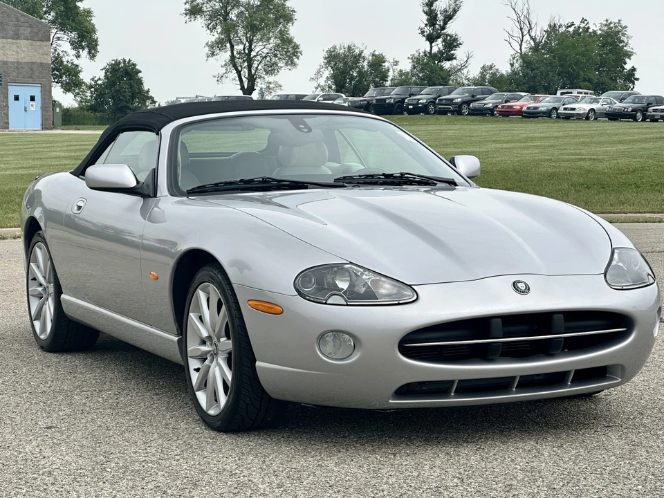 2005 Jaguar X100 XK8 - Image 23 of 31