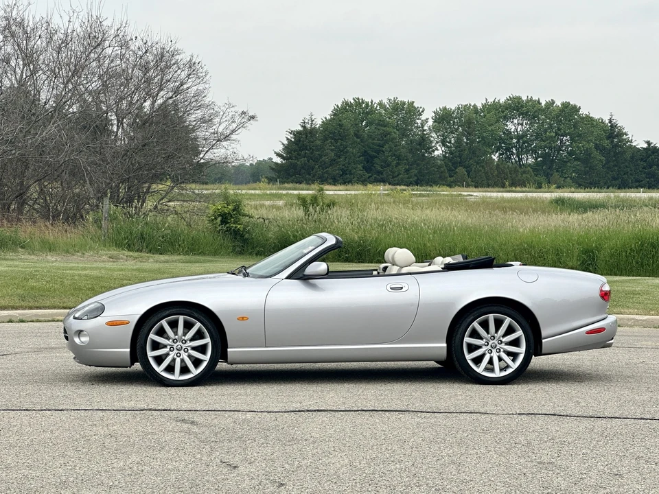 2005 Jaguar X100 XK8 - Image 17 of 31