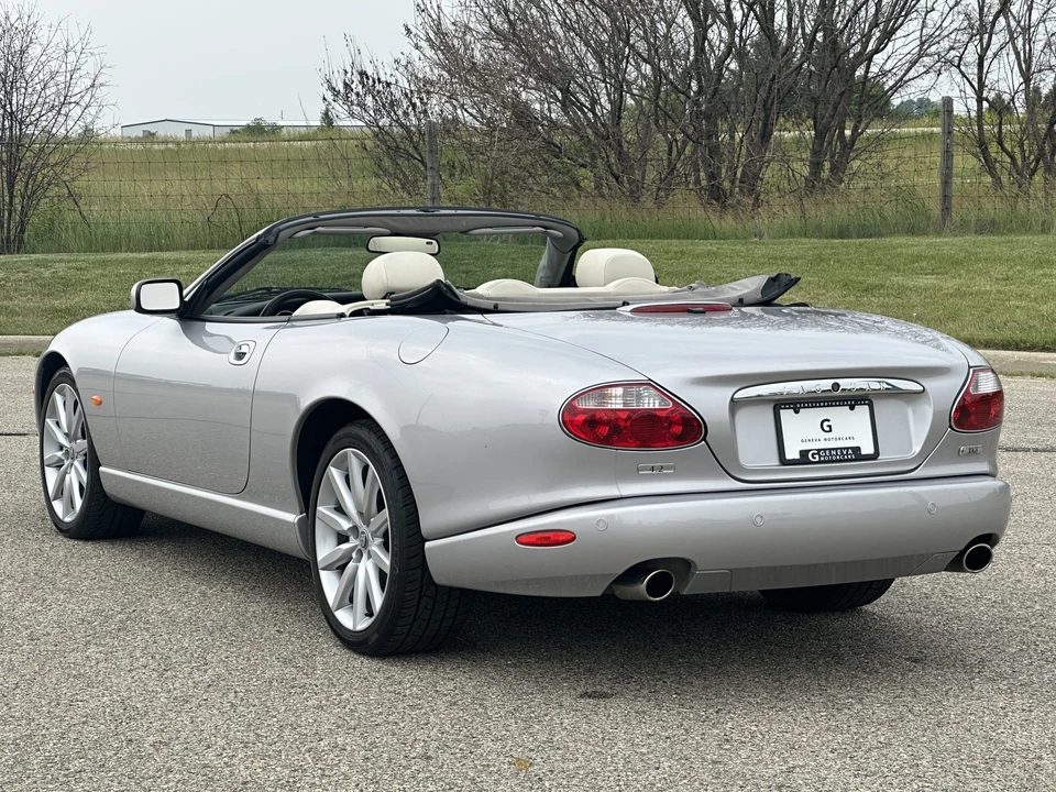 2005 Jaguar X100 XK8 - Image 16 of 31