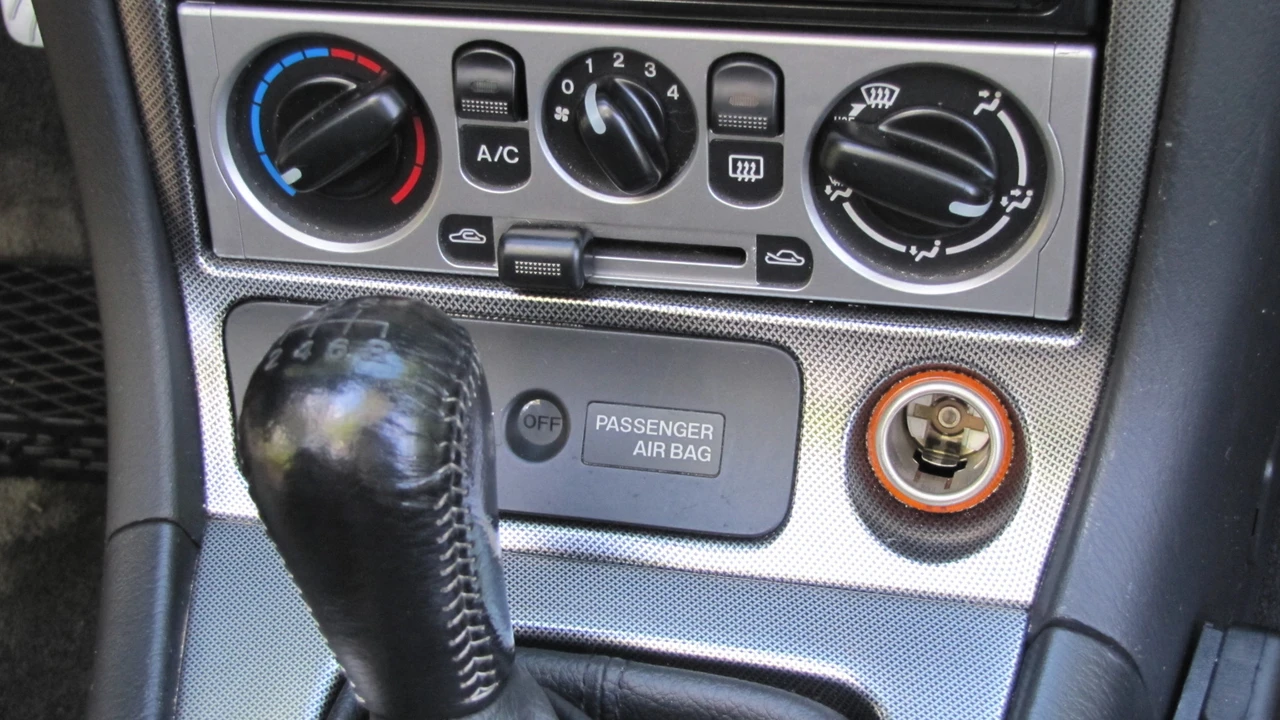 2005 Mazda NB Mazdaspeed MX-5 Miata - Image 27 of 31