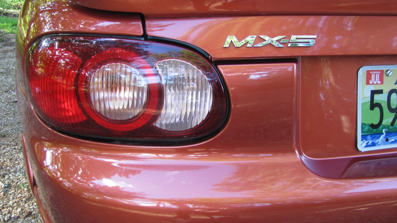 2005 Mazda NB Mazdaspeed MX-5 Miata - Image 14 of 31