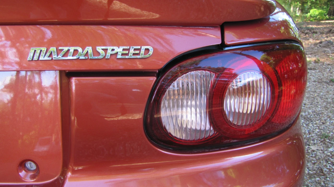 2005 Mazda NB Mazdaspeed MX-5 Miata - Image 15 of 31