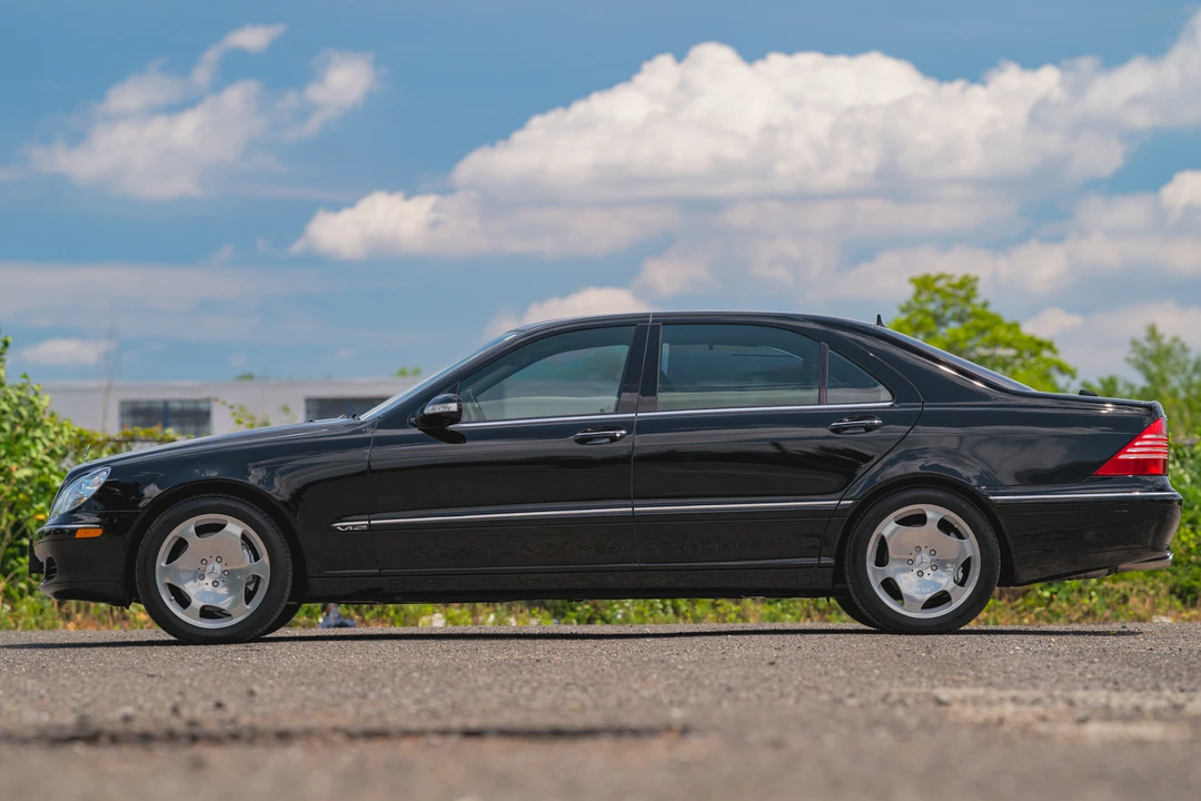 2005 Mercedes-Benz W220 S-Class - Image 12 of 31