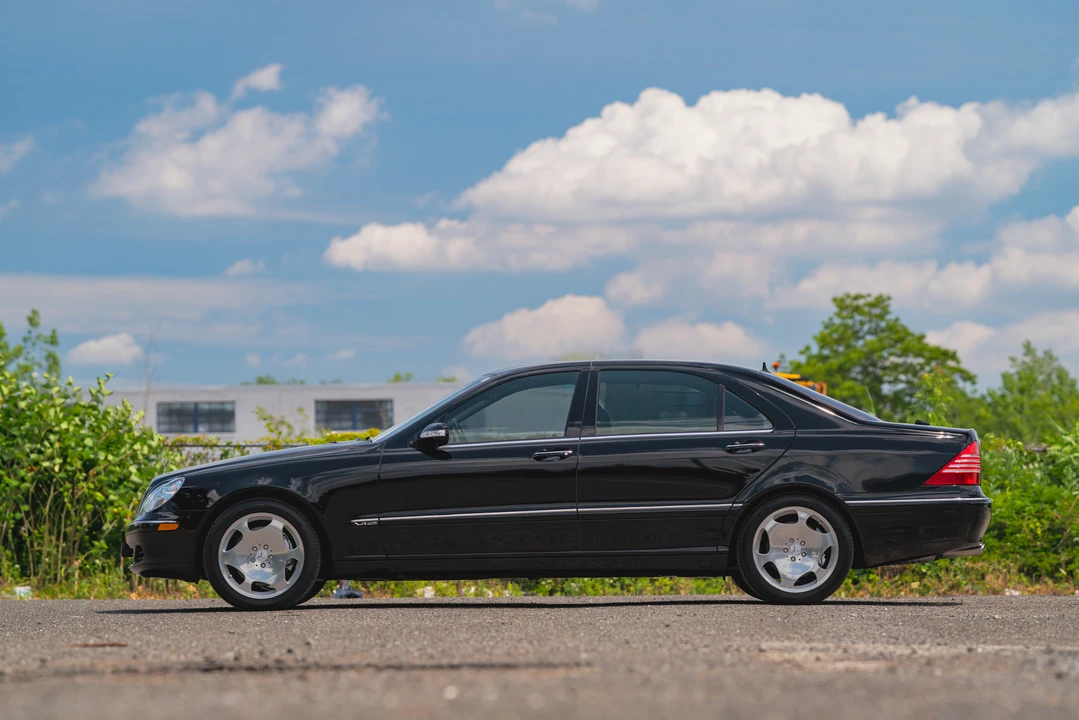 2005 Mercedes-Benz W220 S-Class - Image 10 of 31