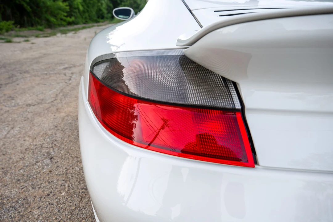 2005 Porsche 996 Turbo - Image 28 of 31