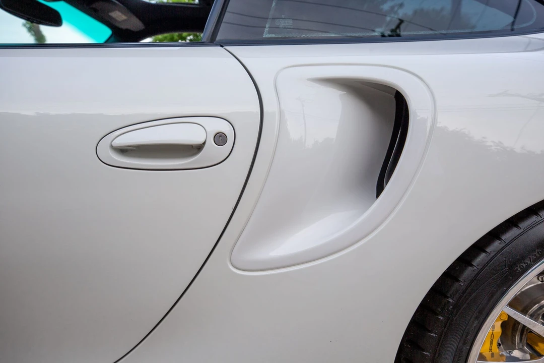 2005 Porsche 996 Turbo - Image 25 of 31