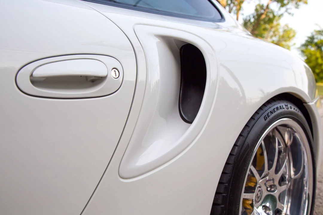 2005 Porsche 996 Turbo - Image 23 of 31