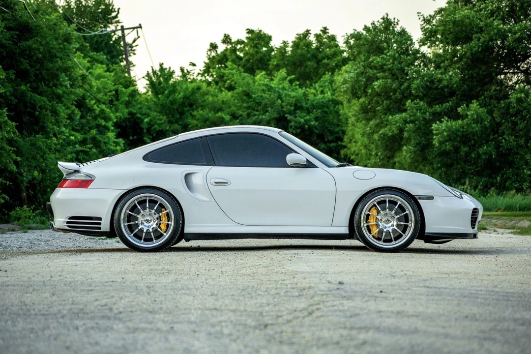 2005 Porsche 996 Turbo - Image 8 of 31